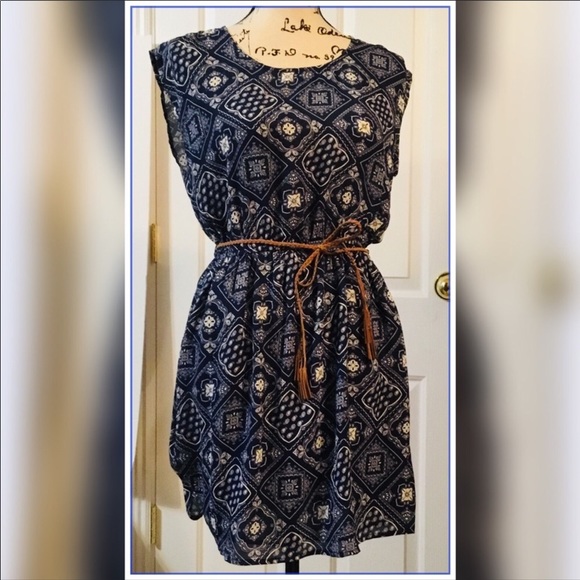 NEW Dress Multi Color Belt Sleeveless Medium - Picture 4 of 5